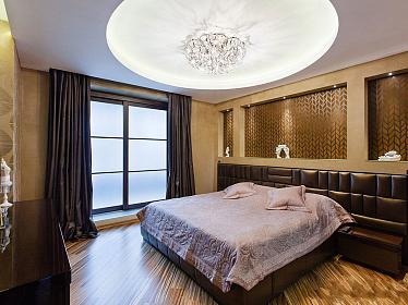 Натяжные потолки с подсветкой